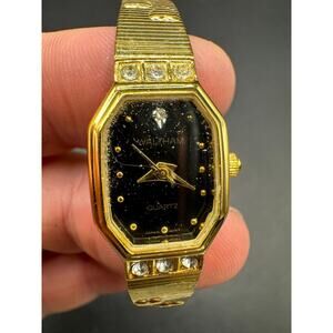 Waltham Womens Gold Tone w/ Rhinestone Watch Black Dial Bling Heart Band SR527SW